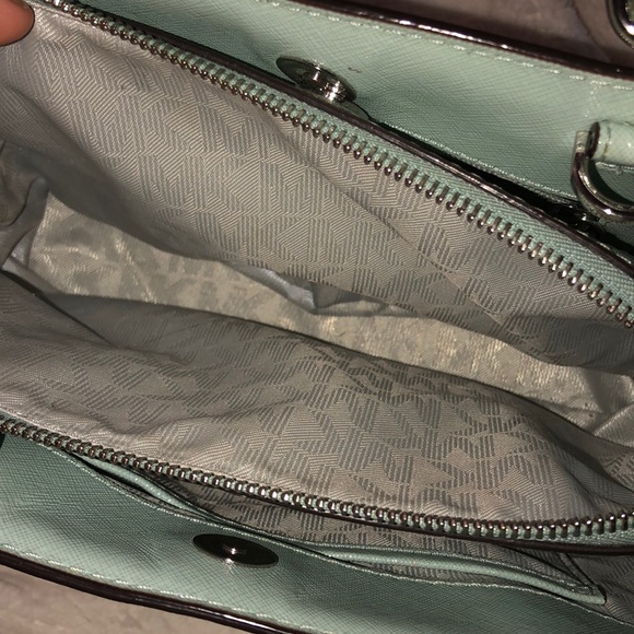 Micheal Kors Celadon bag - Picture 8 of 8